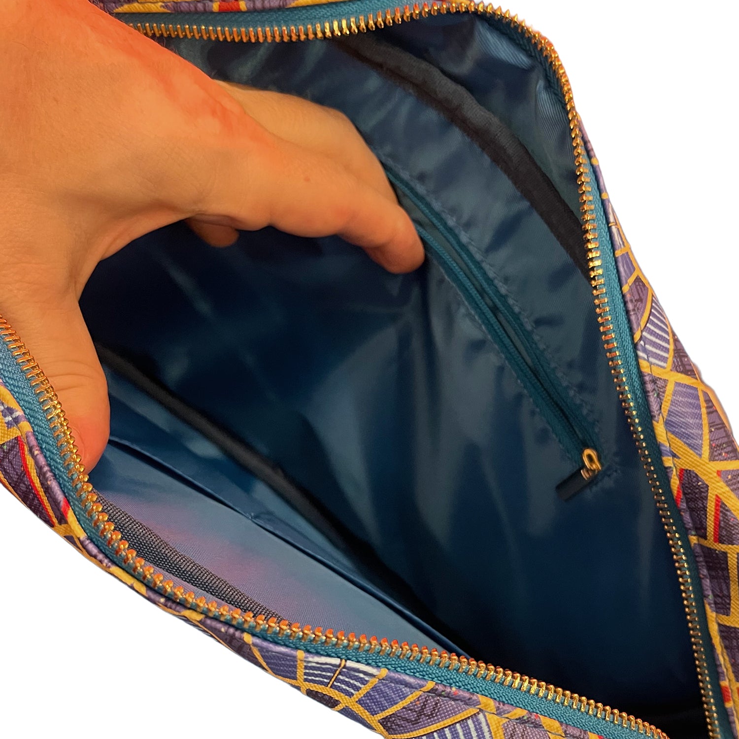 DDH Carpet ITA Bag for Pins & Patches – Limited Edition